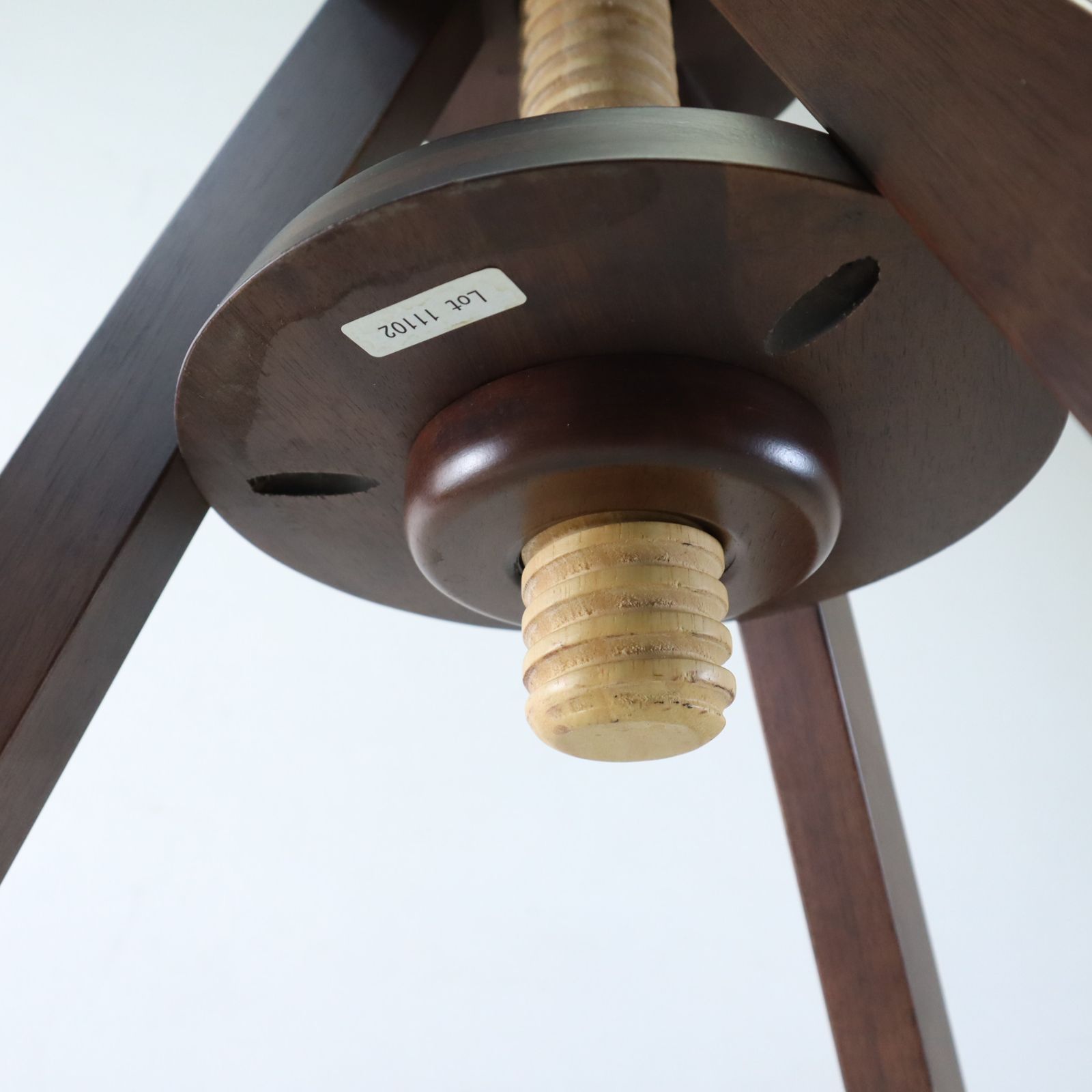 広松木工 LUME ルメ スピンスツール サイドテーブル 座面昇降