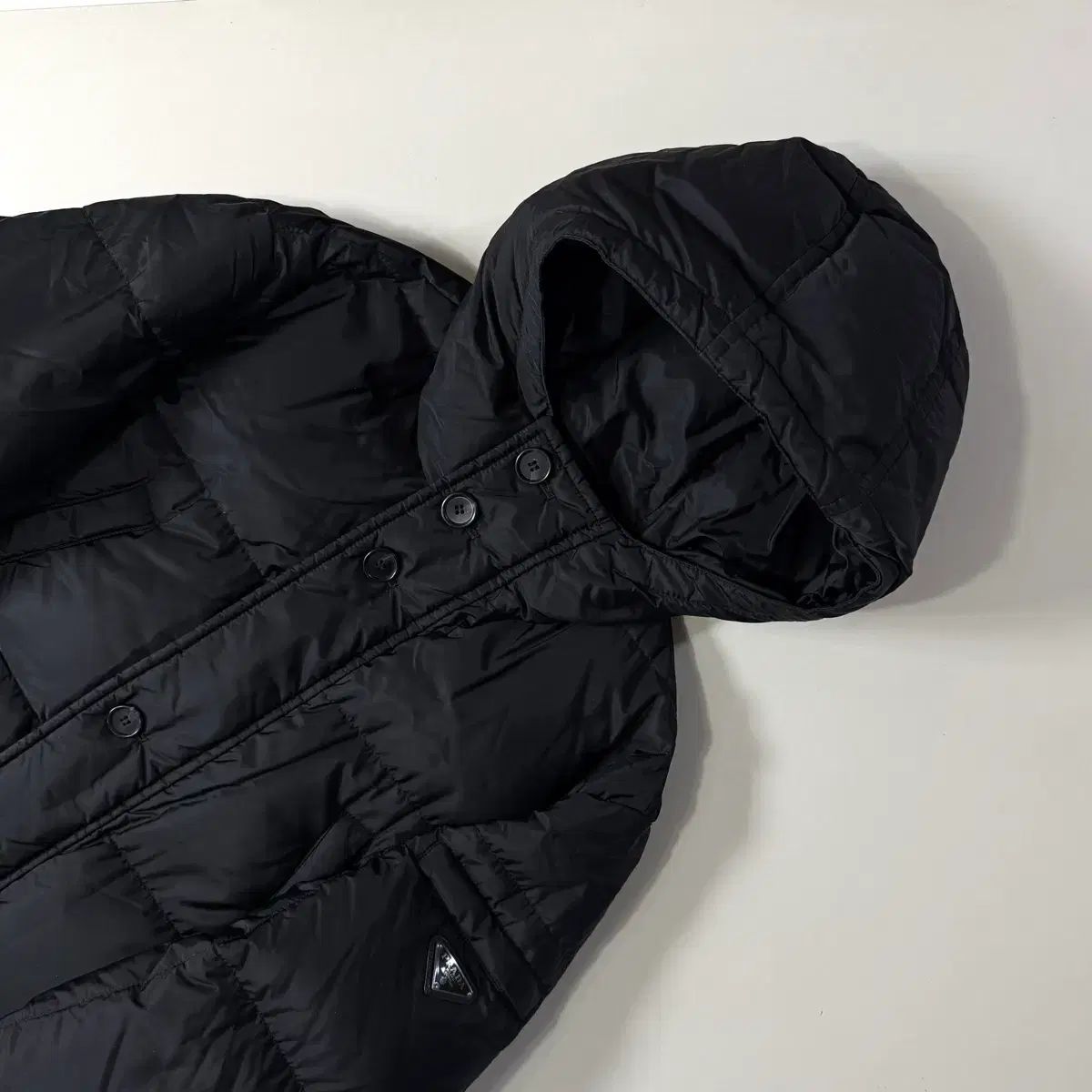 M/当日出荷 PRADA プラダ 三角ロゴ ダウンジャケット ロング丈 - メルカリ