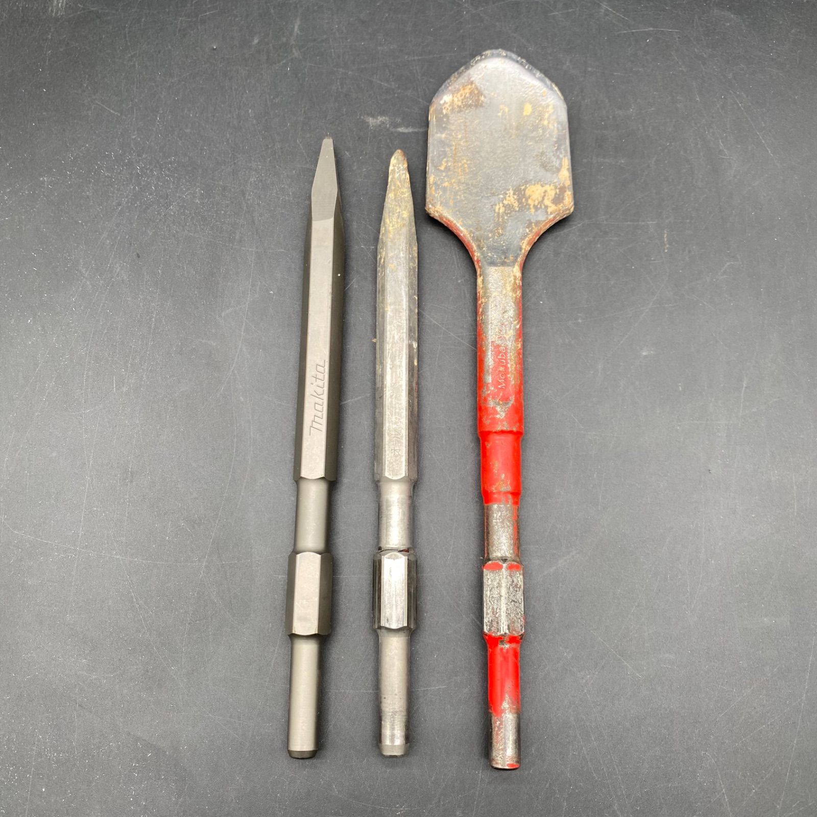  A 069 makita マキタ 電動ハンマ モデルHM 0830 六角シャンク ハツリ 破砕 電動ハンマー 電動工具 エア工具