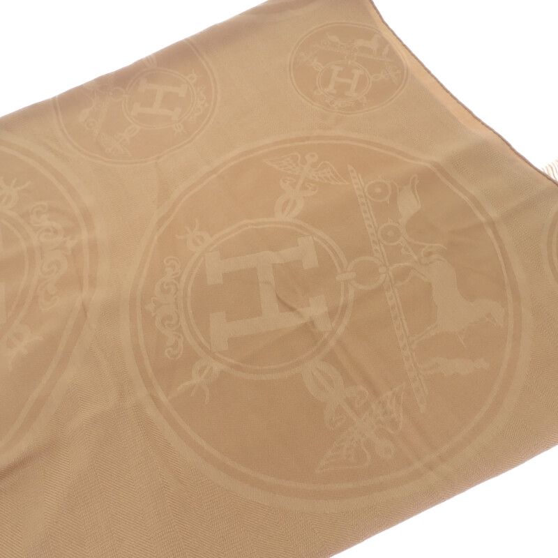 エルメス　ベージュ　カシミア&シルクストール大判 エルメス HERMES ニュー・リヴリス 大判ストール ベージュ H262494S_A3