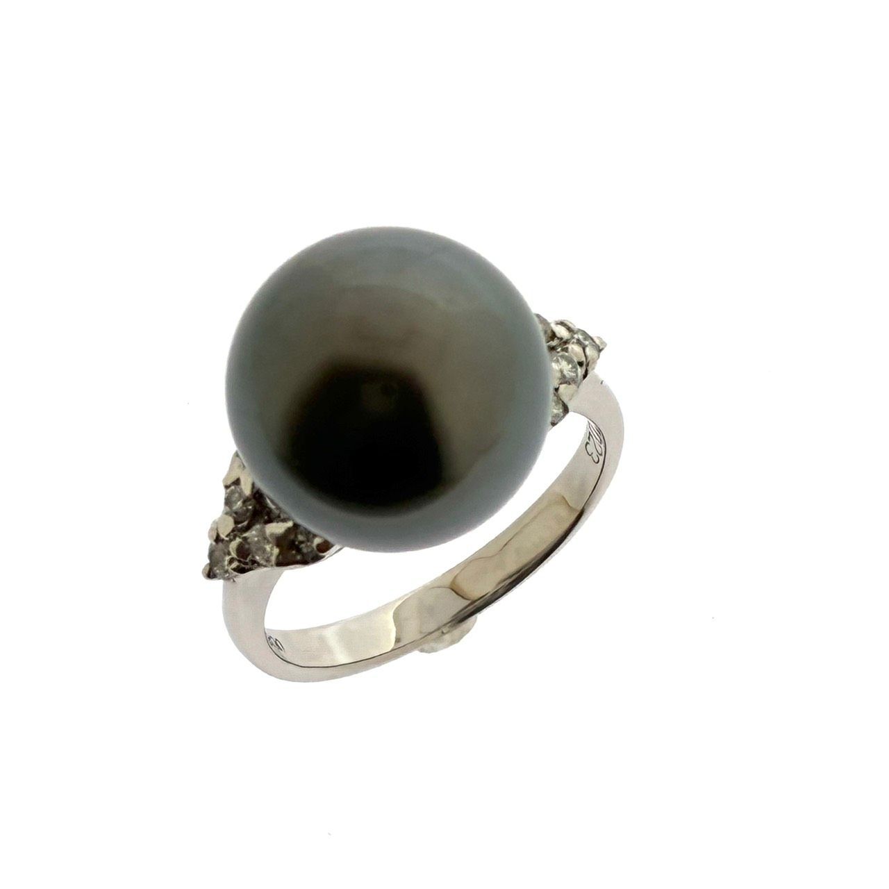 Pt900　大粒　黒蝶パールリング13.7ｍｍ　D0.24 プラチナ　真珠 Pt900 大粒 黒蝶パールリング13.7mm D0.24 プラチナ 真珠