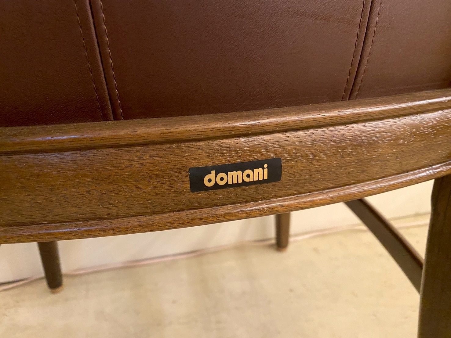 □希少 domani ドマーニ モーガントン アームチェア 本革 最高峰 椅子