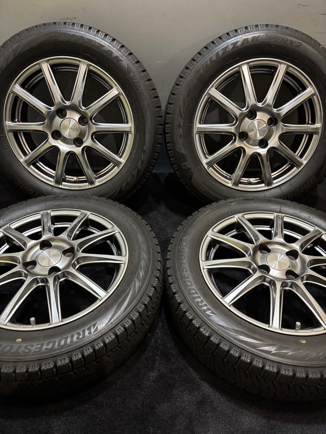 165 65 R 15 185 60 VRX 2 19年製 15インチ 5 J 39 38 100 4 H スタッドレス 4本 ルノー トゥインゴ L 64