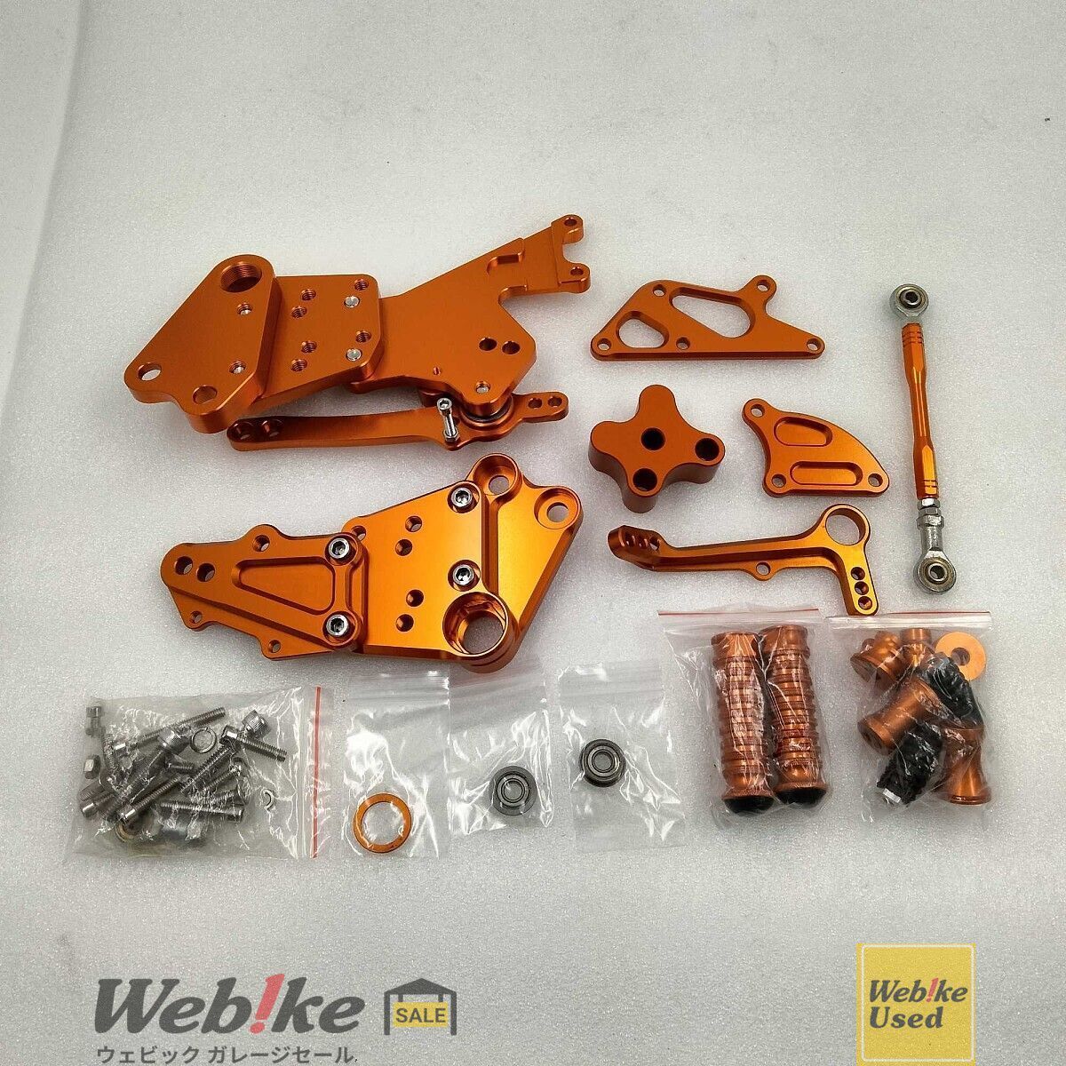 DUKE 125 バックステップ