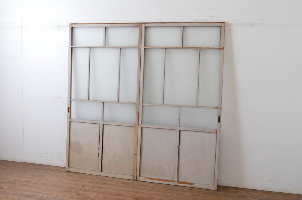 現状販売 ガラス戸 セット アンティーク建具 大正ロマン 引き戸 建具 4～7営業日前後で発送 修理加工希望の方3ヶ月程で発送 R-065058