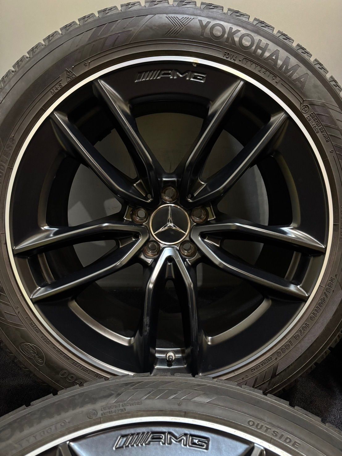 255 45 R 19 285 40 ice GUARD iG 60 19年製 ベンツ GT 43 53 AMG 19インチ 9 5 J 22 112 H スタッドレス 4本 1 L 65