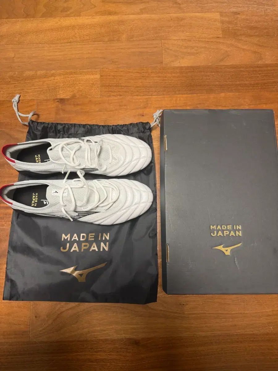 ミズノ モレリア NEO 4 ベータ JP