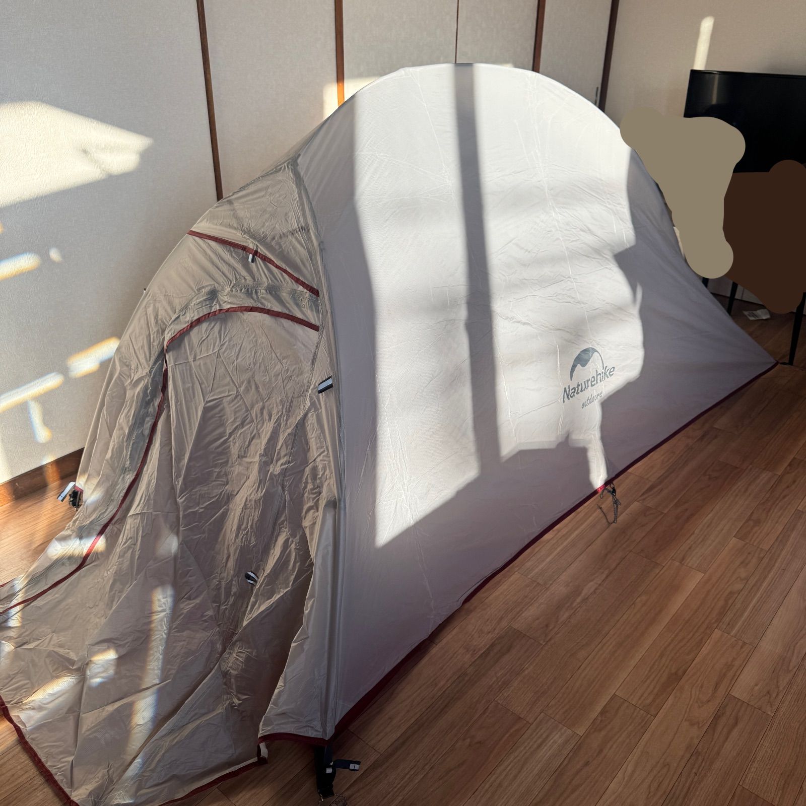 Naturehike Cloudup 1 軽量テント 防水4000 mm 荷物収納前室 4.91㎡大空間 自立式 ダブルY型構造 流線型抗風設計 メッシュインナー 設営簡単 通気窓付き グランドシート 1人用 コンパクト 軽量 ソロキャンプ 登山 山岳 簡易