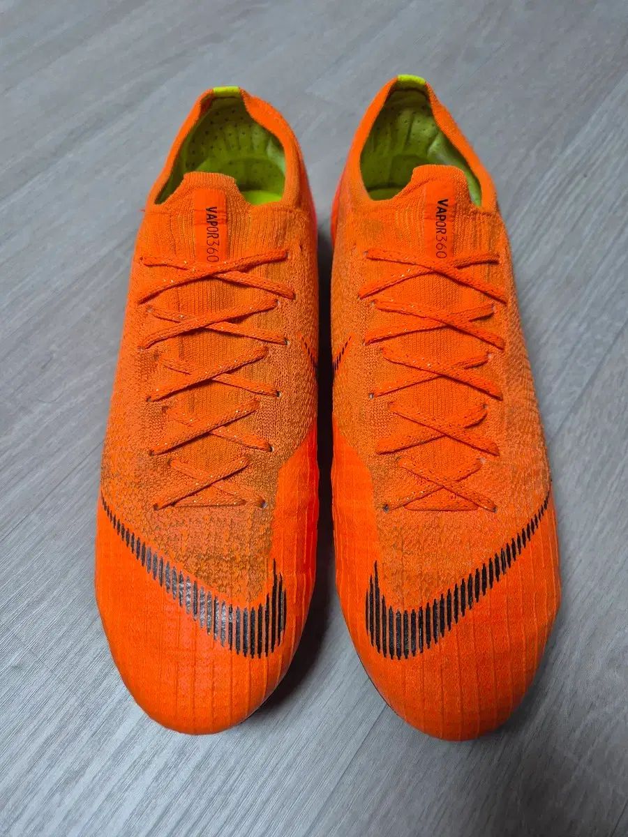 NIKE マーキュリアル ベイパー 12 エリート FG サッカーシューズ ランニング