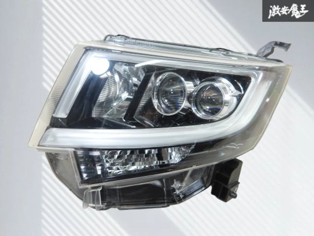 ☆割れ無し☆ ダイハツ 純正 LA150S LA160S ムーブ カスタム 前期 LED