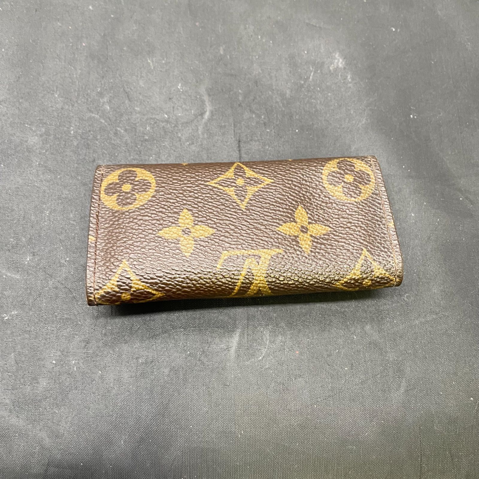 【新品未使用✨】ルイヴィトン ミュルティクレ4 モノグラム 正規品保証 Z372 新品未使用✨】ルイヴィトン ミュルティクレ4 モノグラム 正規品保証