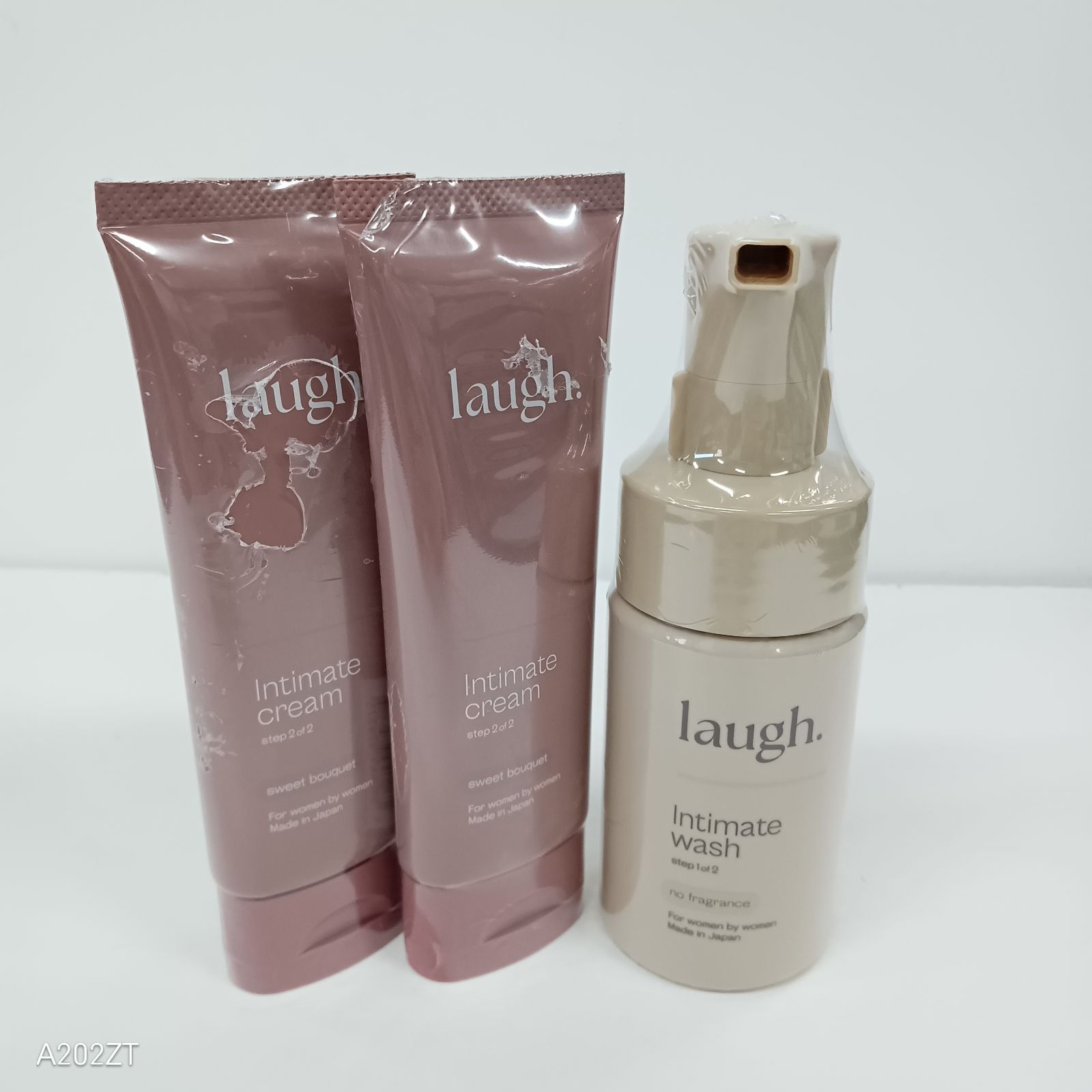 F2144 laugh. ラフドット インティメイトクリーム スイートブーケ 75g