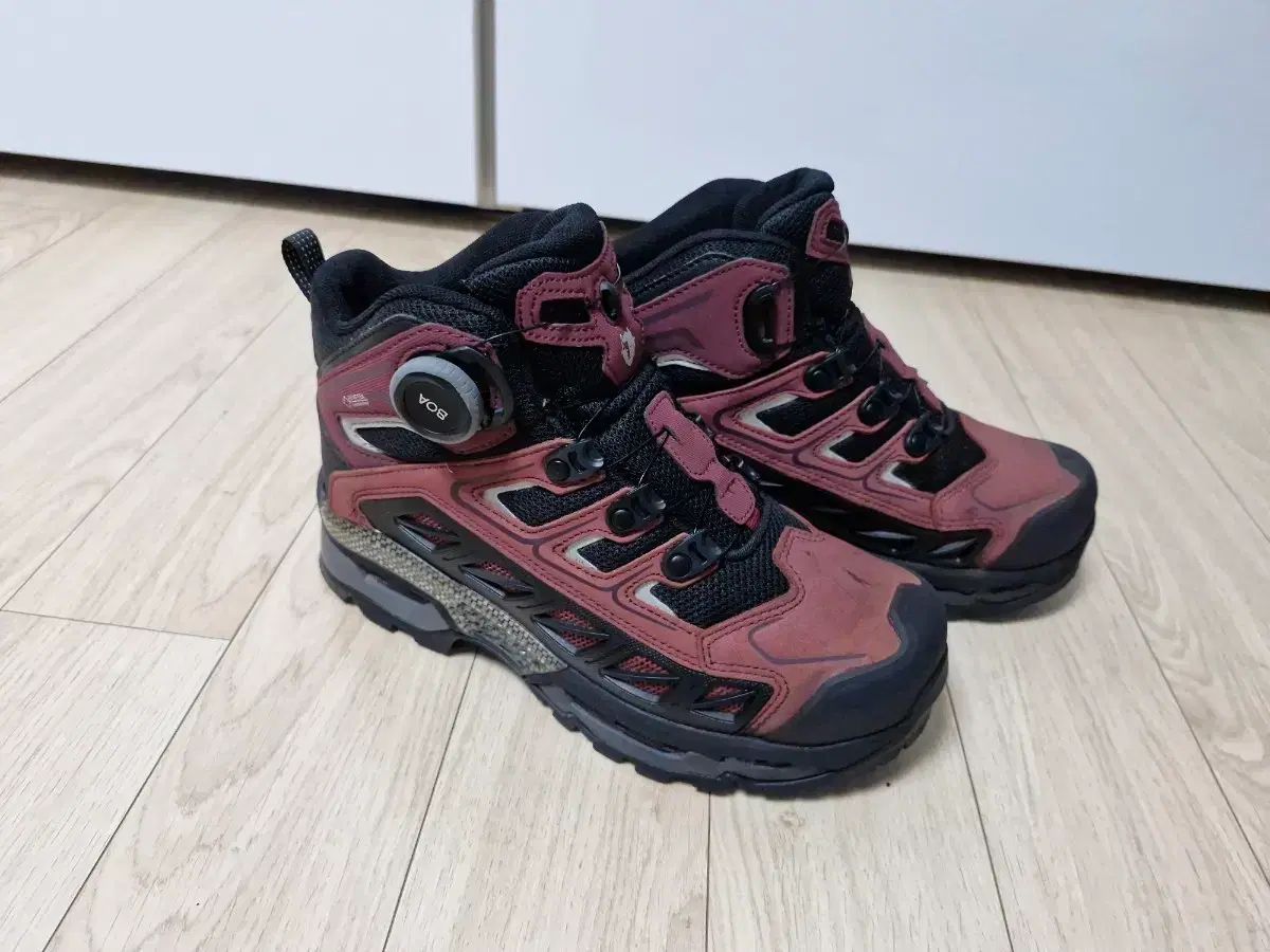 235 mm ブラックヤク ゴアテックス サン SAN