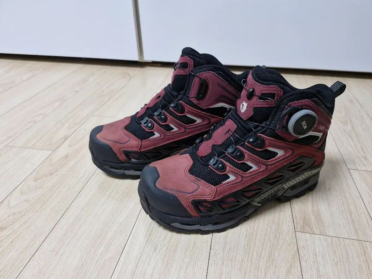 235 mm ブラックヤク ゴアテックス サン SAN