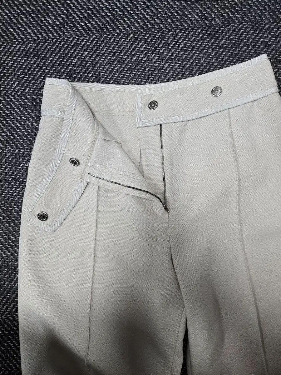 ウール87 パンツ
