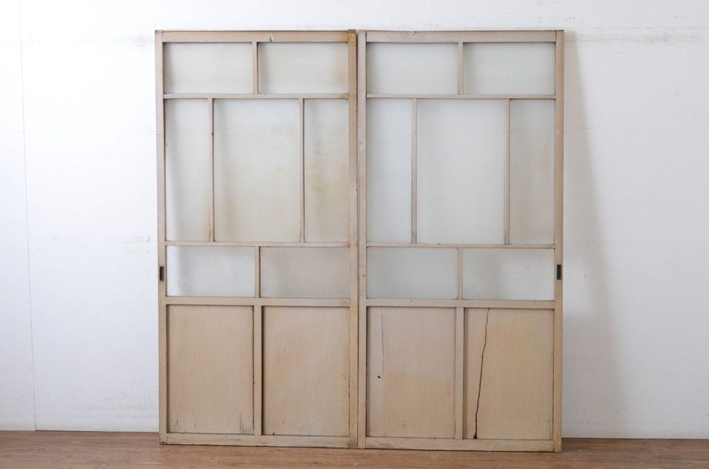 現状販売 ガラス戸 セット アンティーク建具 大正ロマン 引き戸 建具 4～7営業日前後で発送 修理加工希望の方3ヶ月程で発送 R-065059