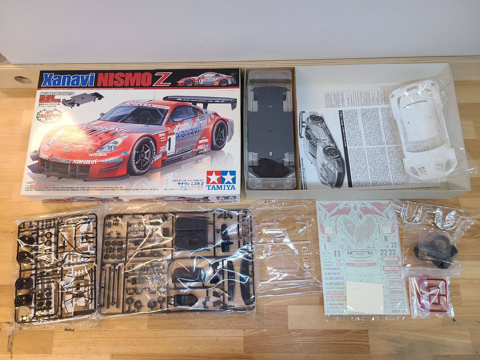 未組立 1/24 ザナヴィ ニスモZ プラモ ミニカー TAMIYA【E4315-001