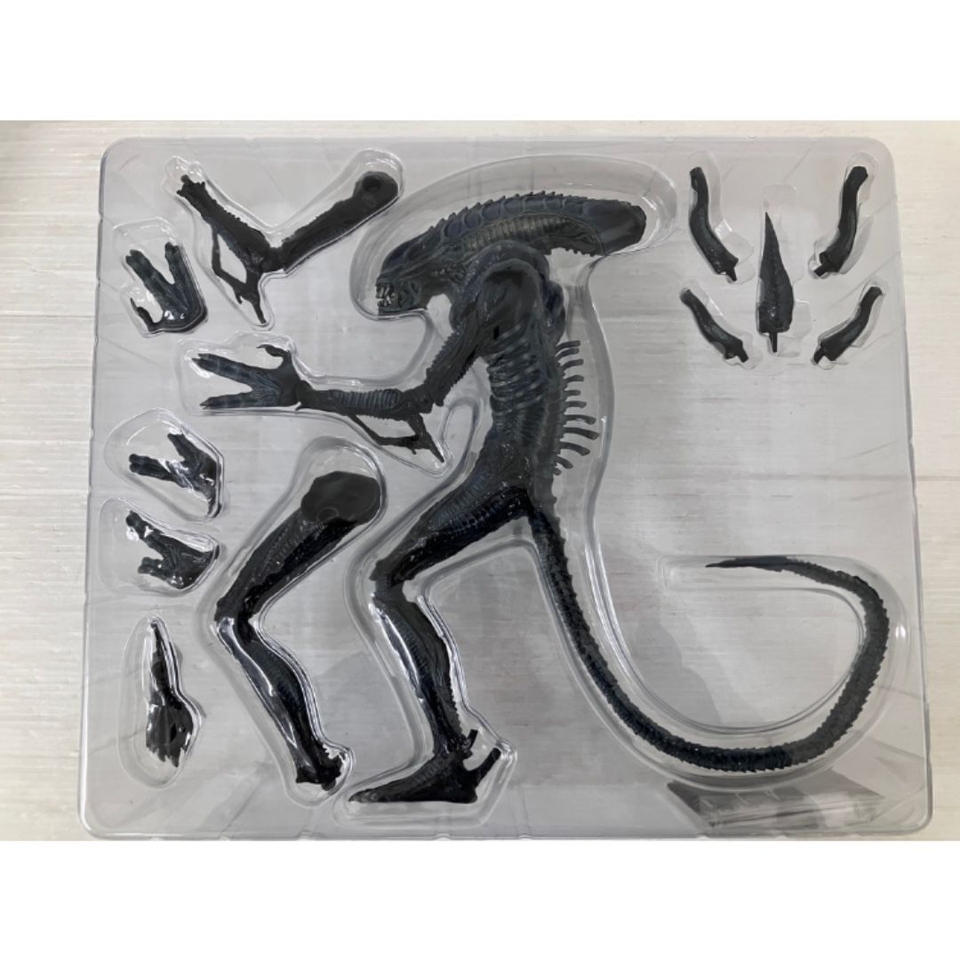 ホットトイズ エイリアンウォーリアー1