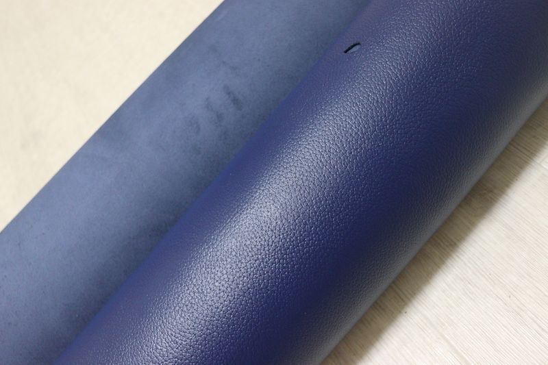 サファイア 208 ds クロム革 牛革 国産 レザー 顔料仕上げ はぎれ 一枚革 レザークラフト 革 皮 本革 diy 生地 材料 ガラスビーズ 生地/糸 