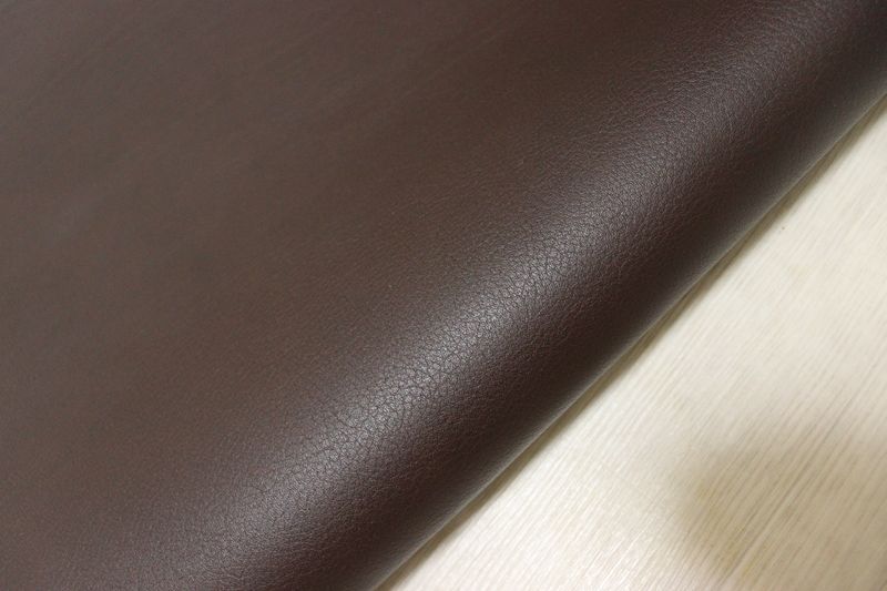 ダークブラウン 180 ds ヌメ革 牛革 イタリア レザー スムース加工 はぎれ 一枚革 レザークラフト 革 皮 本革 diy 生地 材料