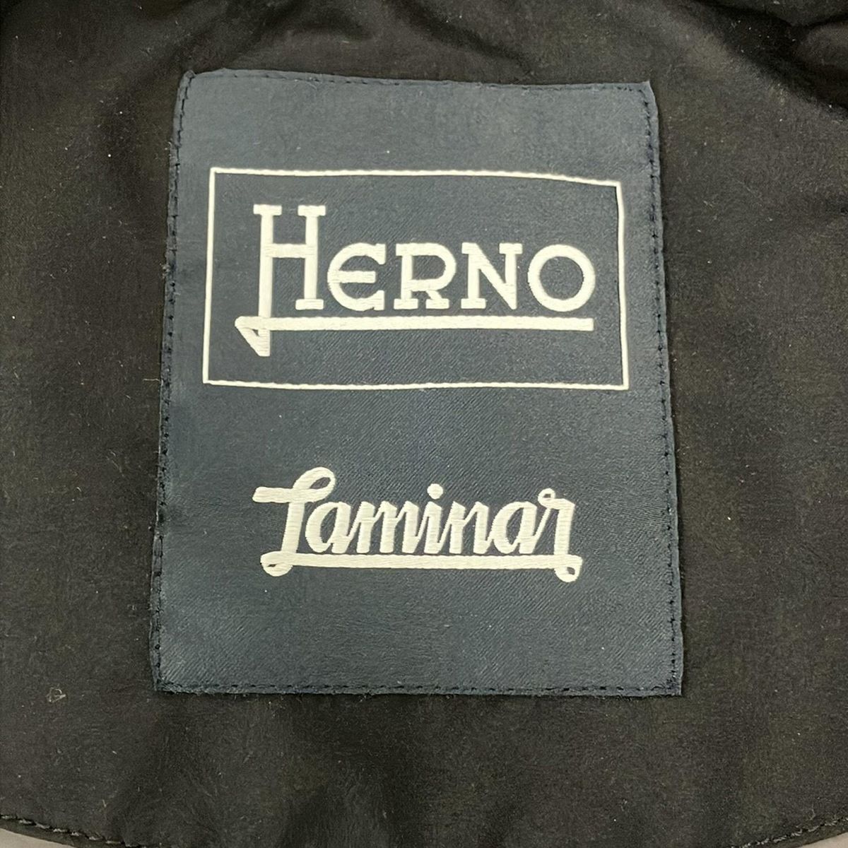 HERNO(ヘルノ) トレンチコート サイズ42 M レディース - 黒 長袖