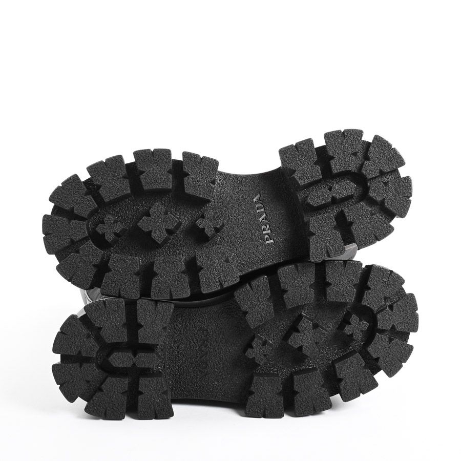  PRADA プラダ 靴 モノリスブーツ 1 U 363 M その他 靴