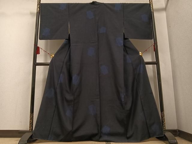 平和屋着物 結城紬 80亀甲 色紙重ね文 反端付き 正絹 ph