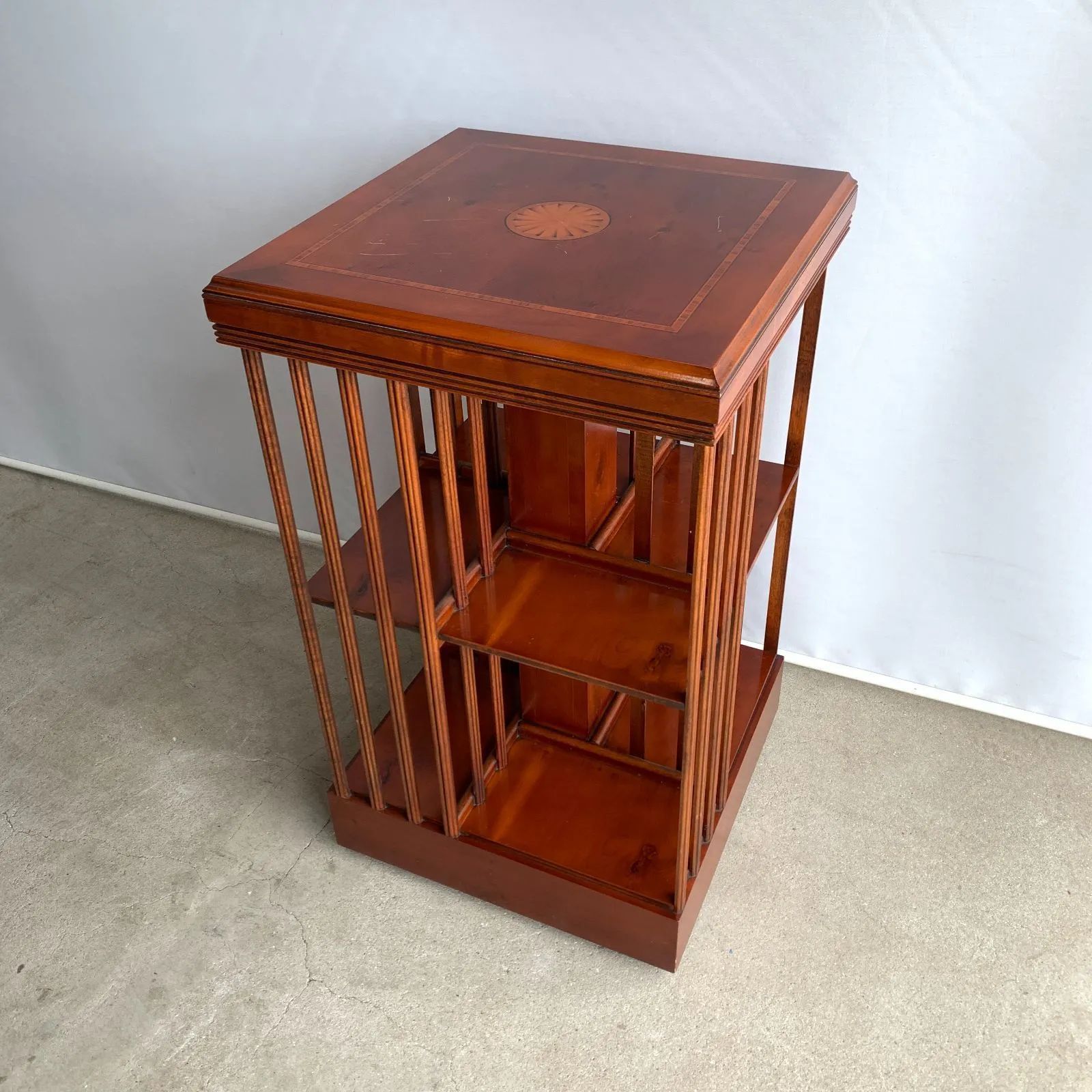 リボルビングブックテーブル 回転書棚 ブックシェルフ サイドテーブル 回転式 |HM-0192