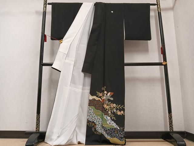 平和屋着物●豪華黒留袖 作家物 駒刺繍 花鳥葡萄更紗唐草文 正絹 ph