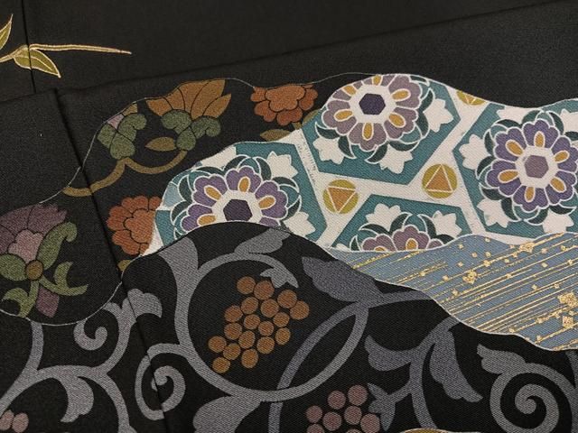 平和屋着物○豪華黒留袖 作家物 駒刺繍 花鳥葡萄更紗唐草文 正絹 逸品