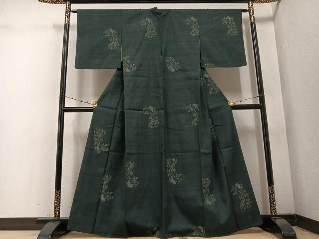 平和屋着物●本場結城紬 重要無形文化財 100亀甲 兎花 正絹 ph