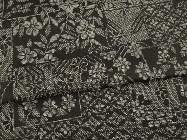  平和屋着物 本場大島紬 色紙重ね花文 カタス9マルキ 正絹 ck 紬 着物