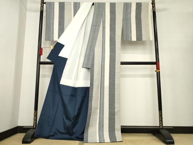 平和屋着物●上質な紬 亀甲柄