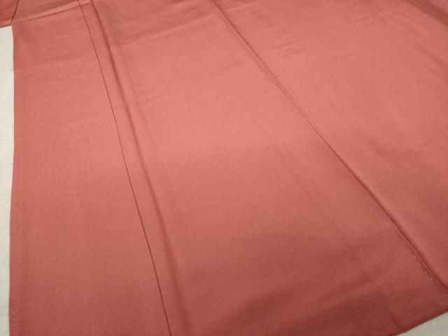 上質な色無地 銀朱色