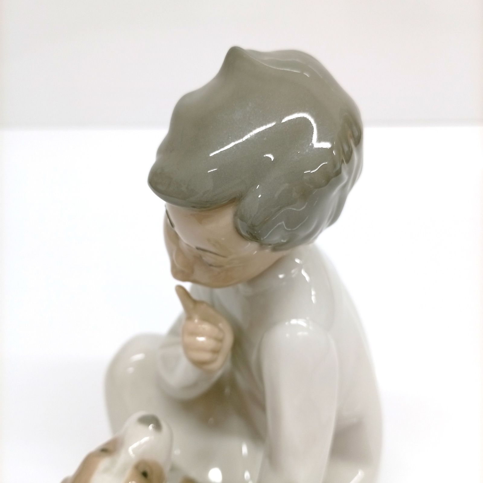  リヤドロ LLADRO 陶器 静かにして フィギュリン 4522 A 14 D 陶器人形 インテリア JA 25845 卓上装飾 置物 インテリア小物
