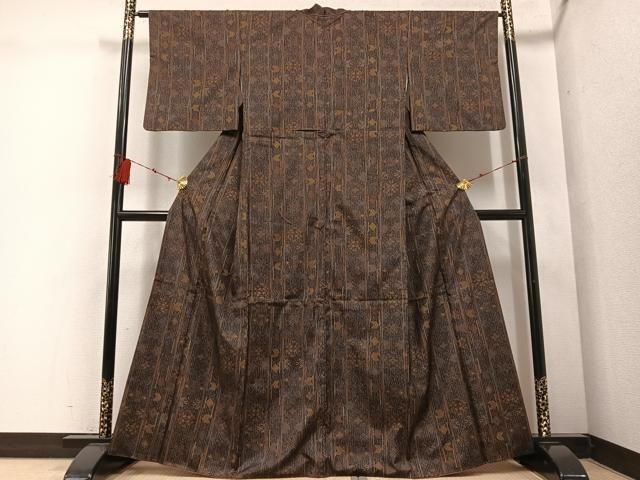 平和屋着物●本場大島紬 染大島 幾何学花文 正絹 ph