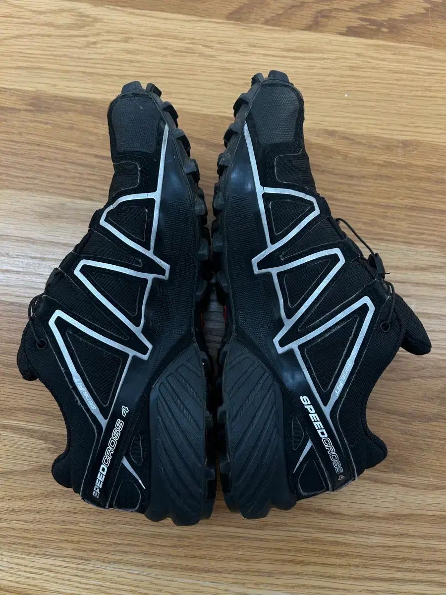 スピードクロス4 ゴアテックス
