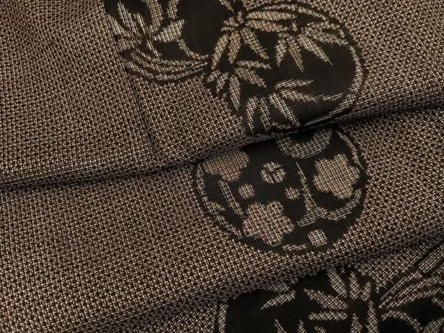 平和屋着物○本場大島紬 割込み絣 梅笹丸文 正絹 逸品 AABE5875ph