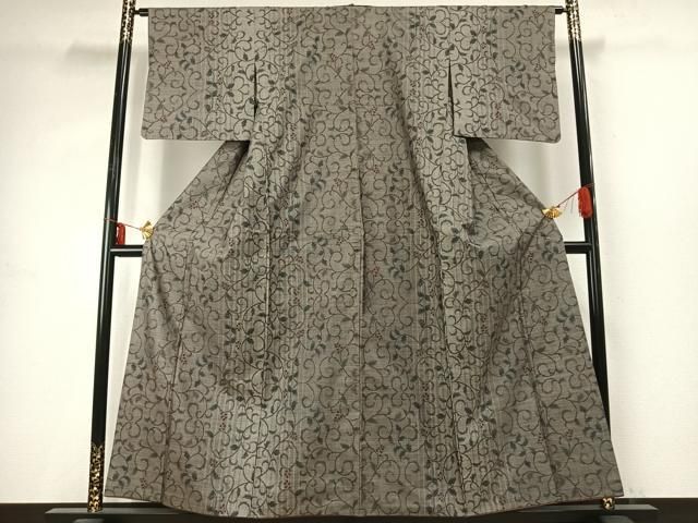 平和屋着物 本場大島紬 カタス9マルキ 花唐草文 正絹 fy