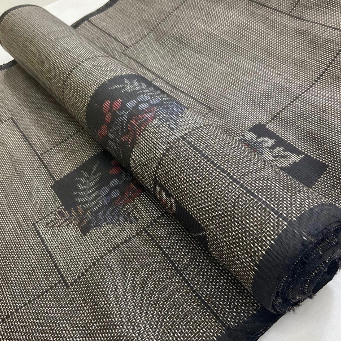 kimono+one◇kimonoarisa◇未使用同然◇泥大島紬風◇反物◇正絹◇反物