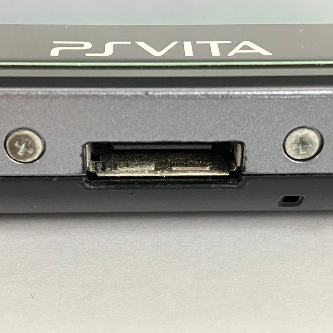 SONY PSVITA PCH-1000 プレイステーションヴィータ 本物 家庭用ゲーム