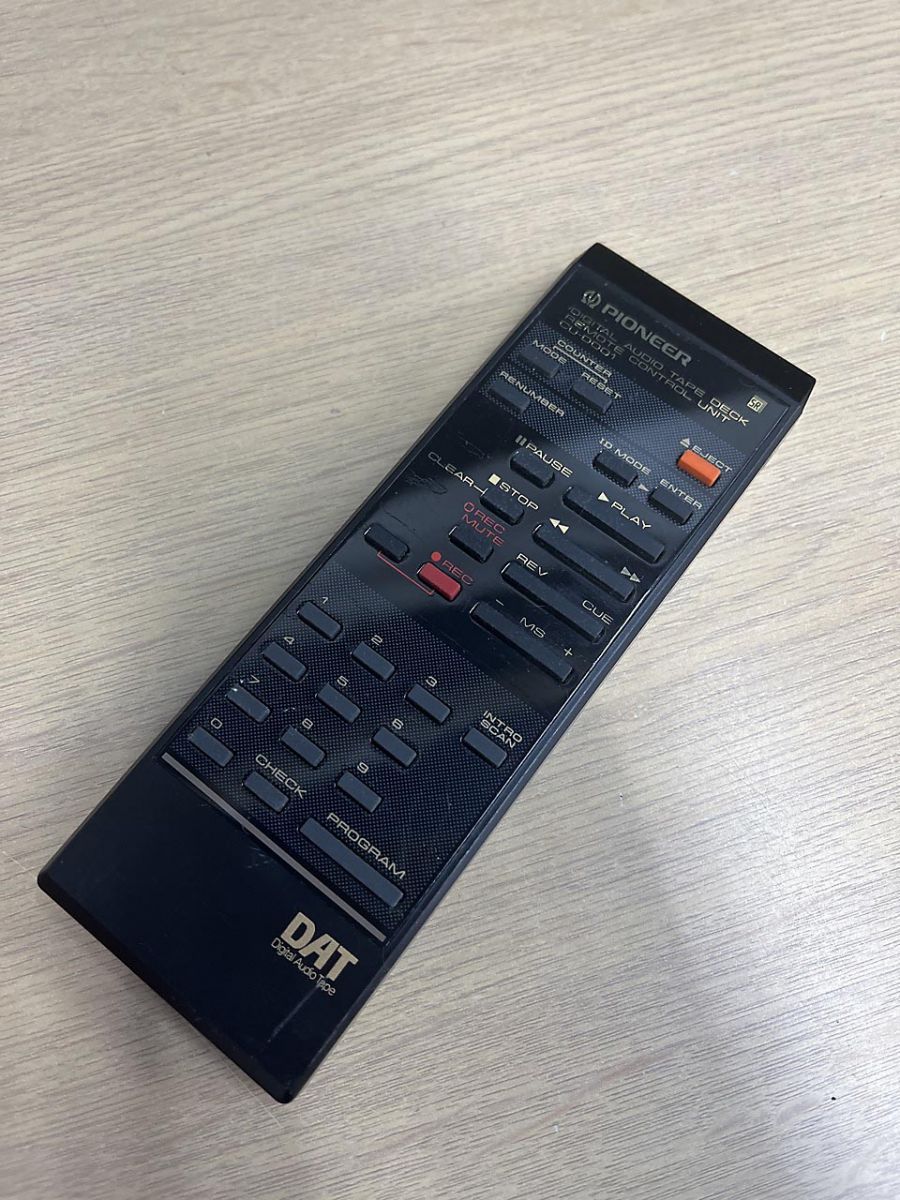 Pioneer パイオニア DAT デッキ用 リモコン CU D 001