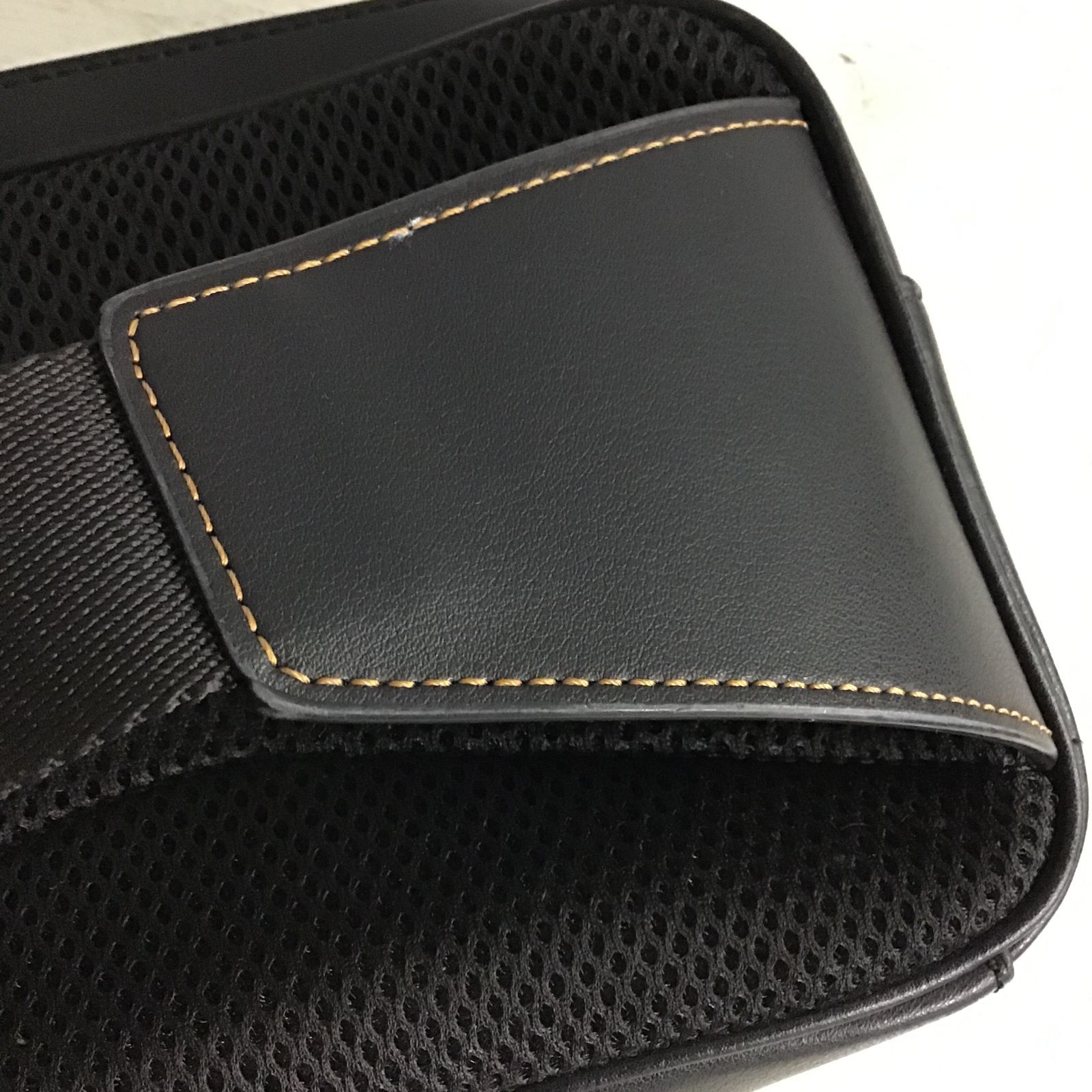 八戸85-5-20251208】COACH コーチ ボディバッグ ウエストポーチ