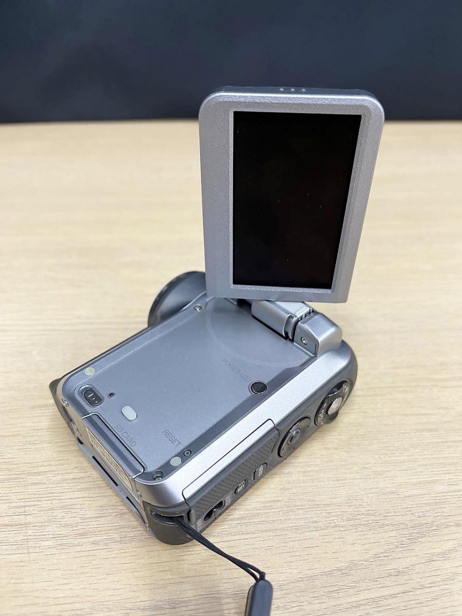 ジャンク品】 Panasonic パナソニック SDビデオカメラ SDR-S200-S