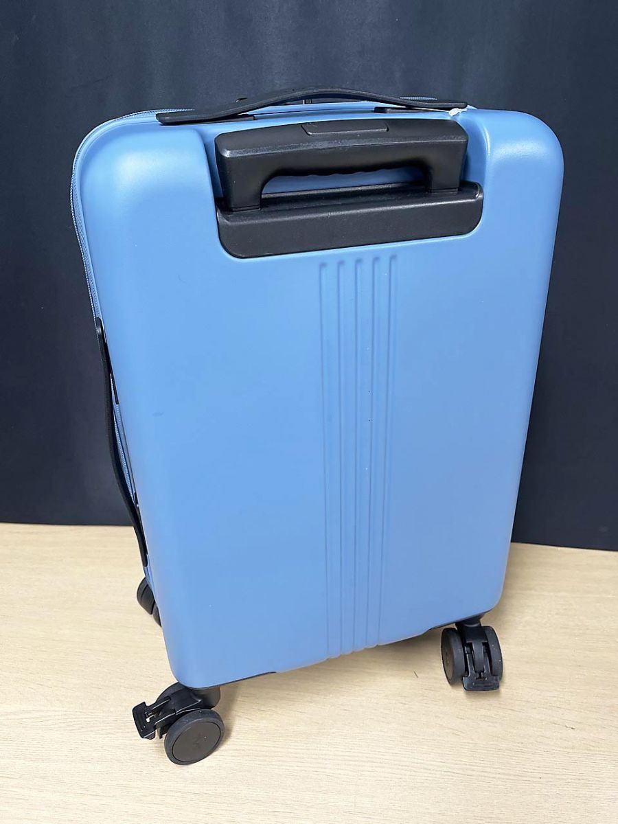 キャリーケース