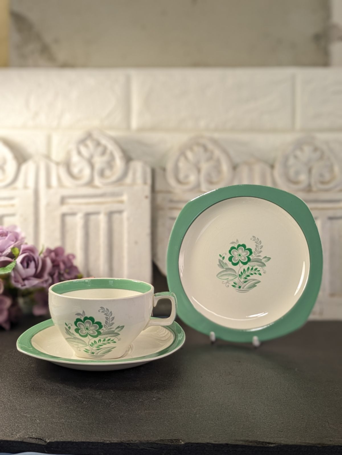 イギリス アンティーク ミッドウィンター カップ＆ソーサー ケーキ皿 トリオ