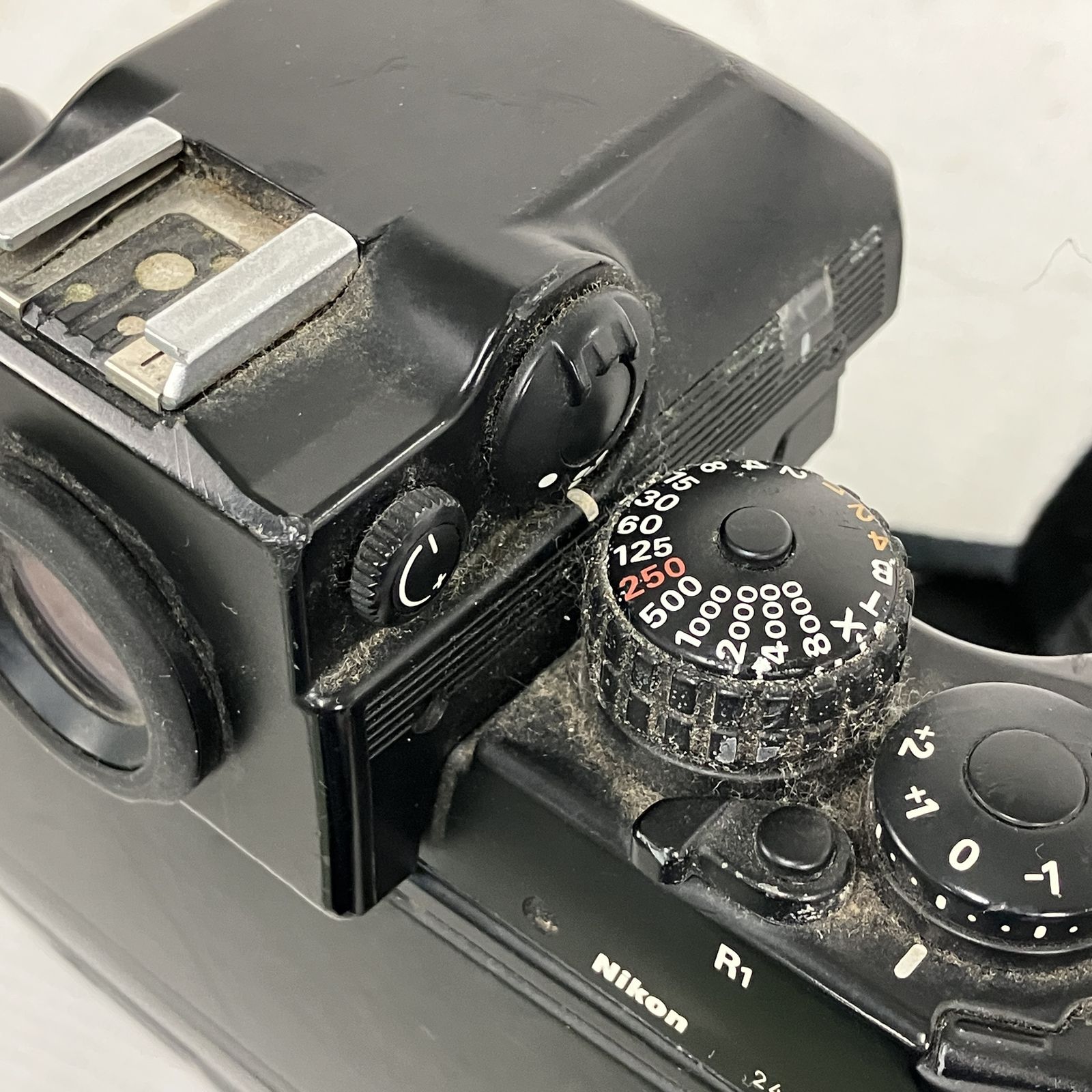 Nikon F4 ボディフィルムカメラ MB-21 バッテリーグリップ付 ジャンク