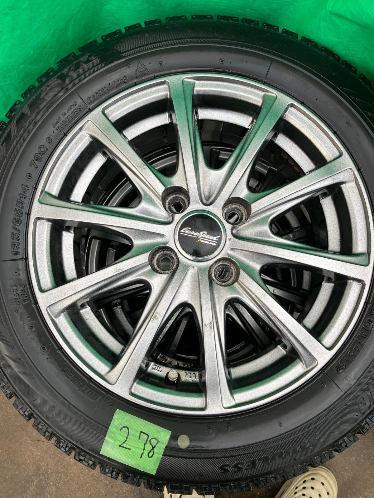 165 65 14 スタッドレス4本 軽自動車に