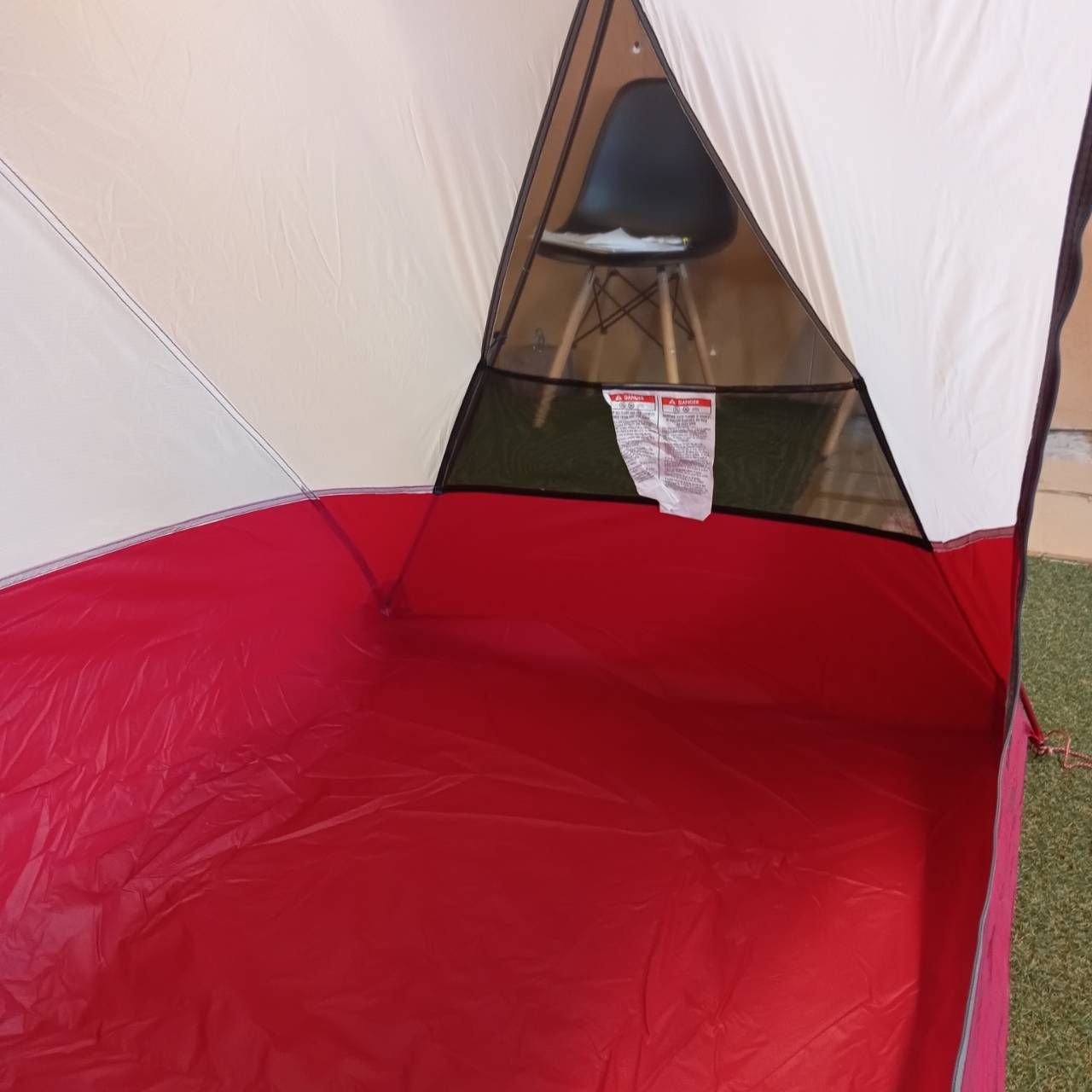 グレー フットプリント付き