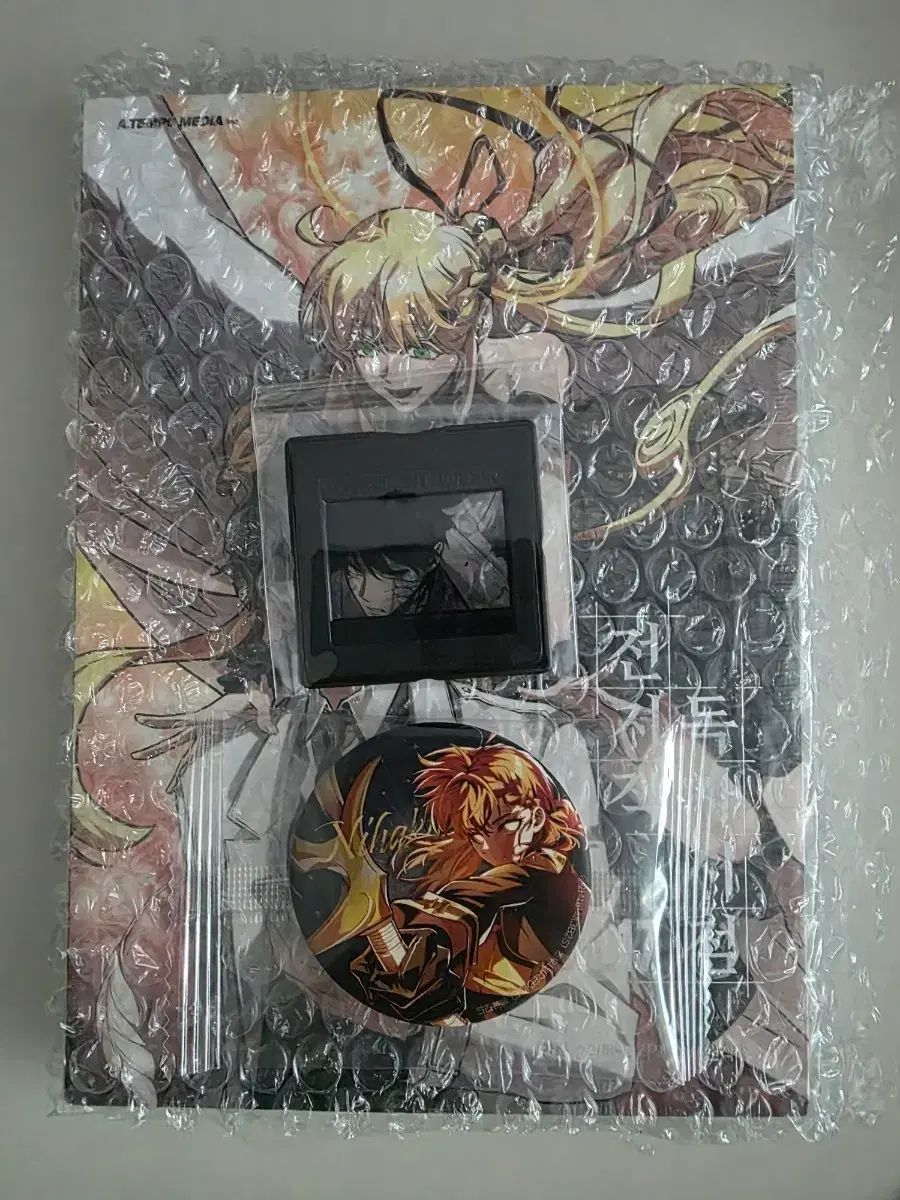 全知的な読者の視点から AGF 17巻 フィルムマウント 缶バッジ